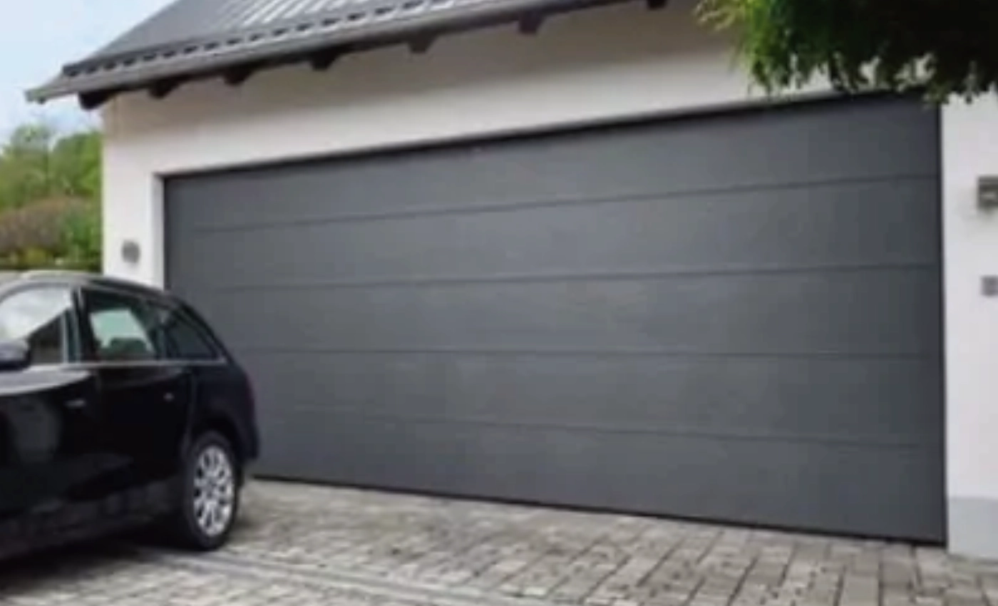 Terrasse mit Pergolamarkise